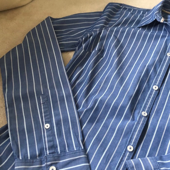 Hollister oxford shirt! - Picture 3 of 5